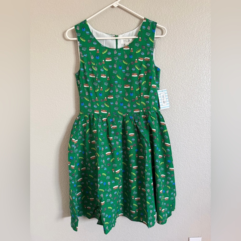 Green Sleeveless Printed Midi Dress - Picture 2 of 8